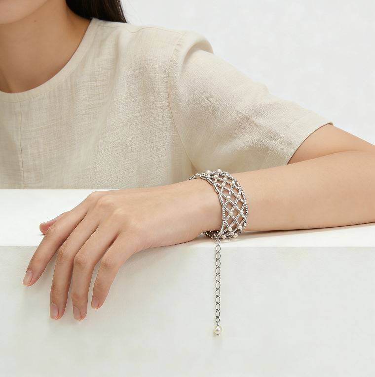 Grid Woven Small Pearl Inlaid Wide Bracelet