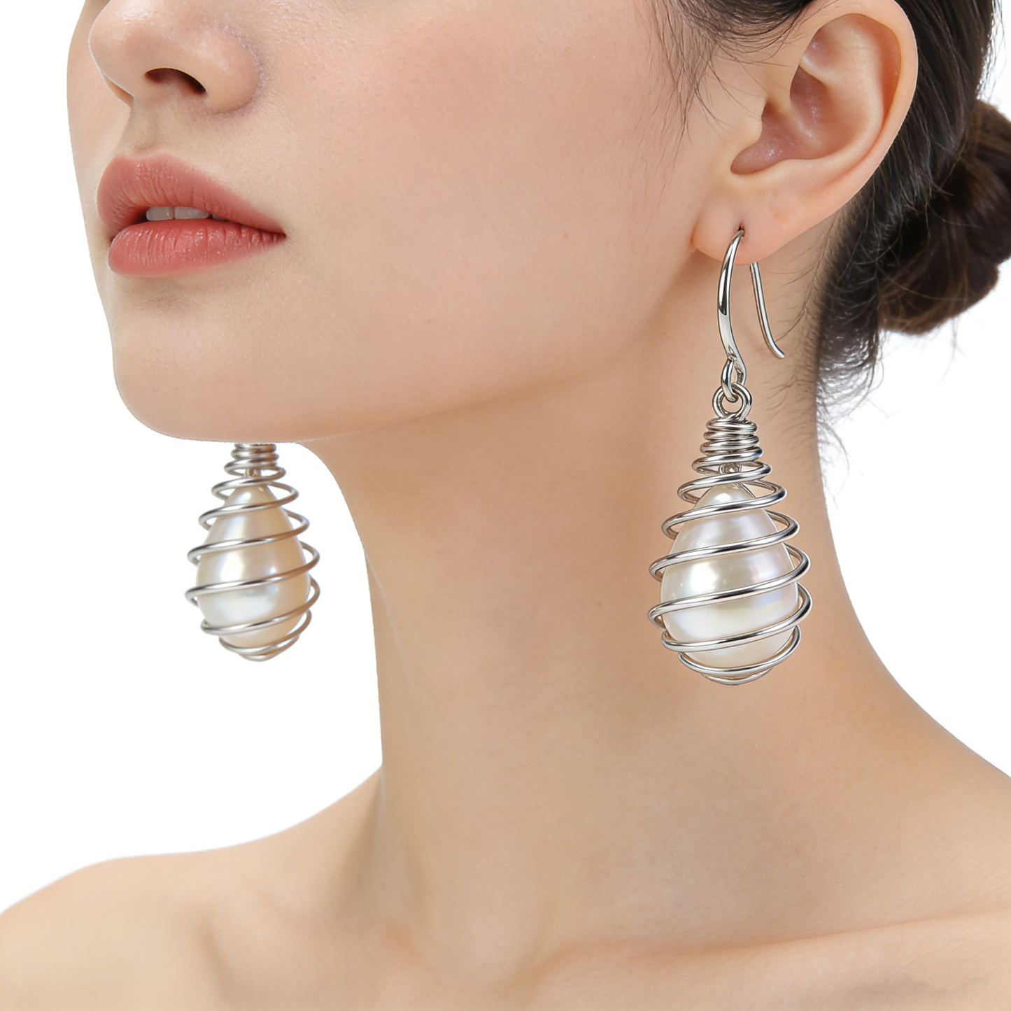 Geometric Hollow-Out Triangle Pearl Earrings